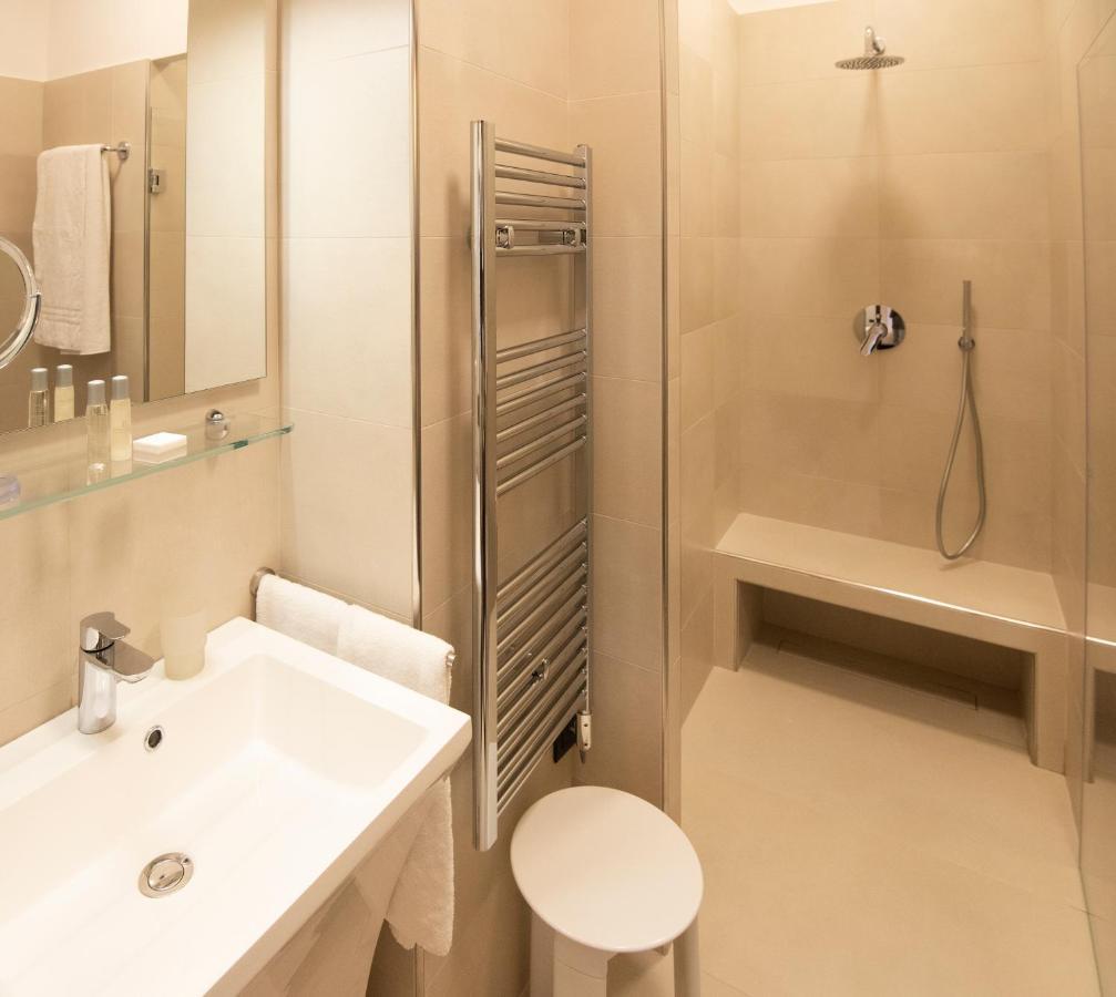 Domus Vista Castello Guest house